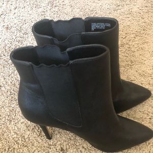 Neiman Marcus Leather Ankle Boots size 10 black